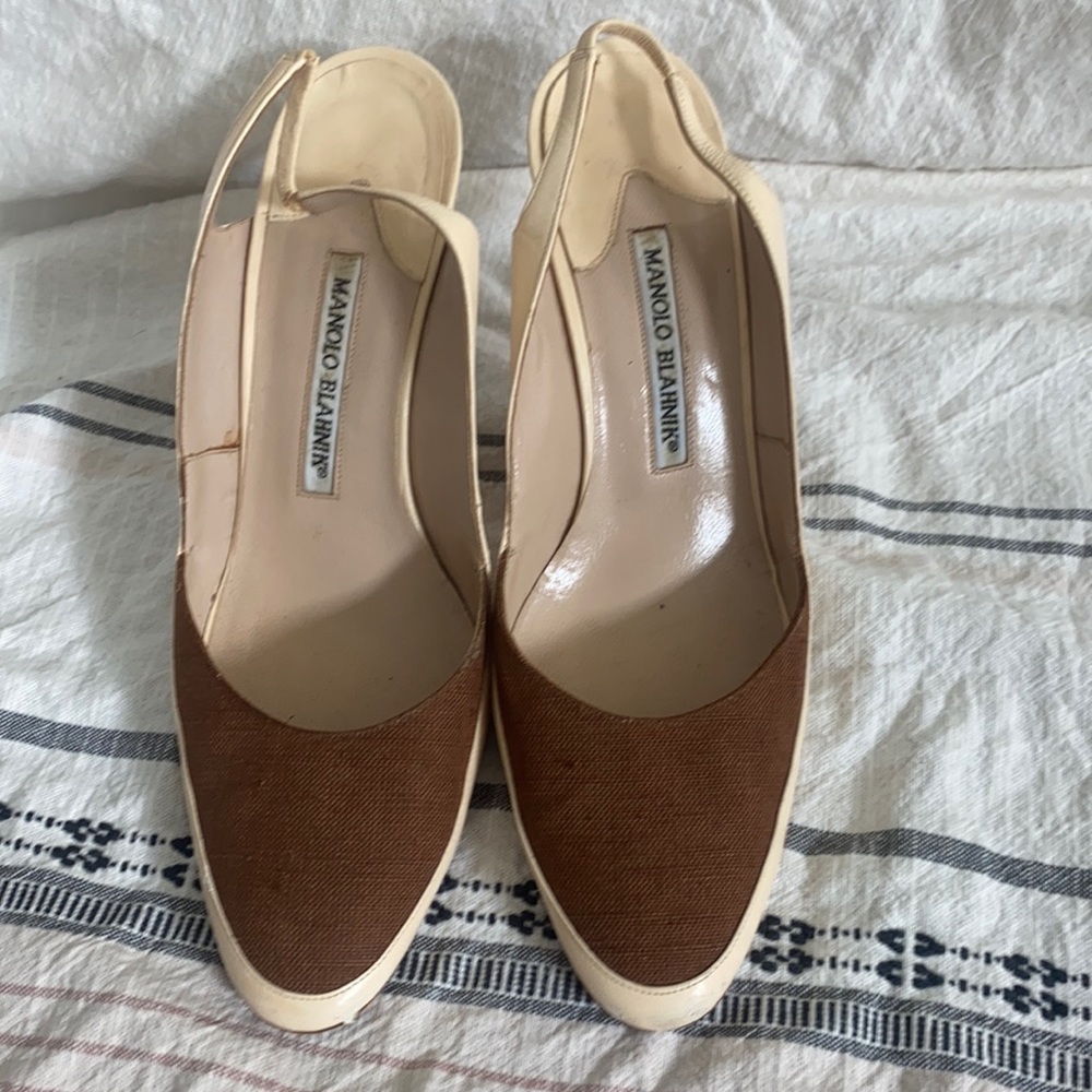 Manolo Blahnik kitten heel shoes